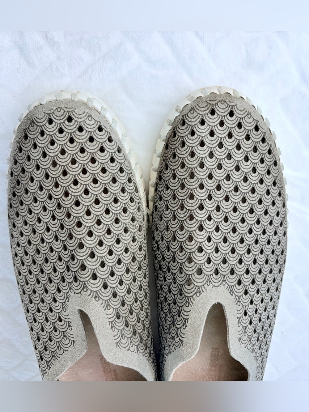 Ilse Jacobsen Scalloped Slip on Shoes Size 9.5 Tulip Flats Comfy Boho Travel - Picture 10 of 11